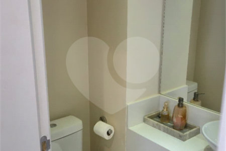 Apartamento à venda com 3 quartos, sendo 1 suíte, no Centro, São Bernardo do Campo, SP
