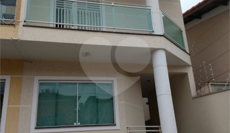 Sobrado à venda com 3 quartos, sendo 1 suíte, em Vila Mazzei, São Paulo, SP