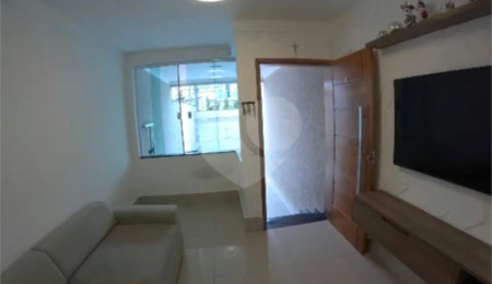Sobrado à venda com 3 quartos, sendo 1 suíte, em Vila Lúcia, São Paulo, SP