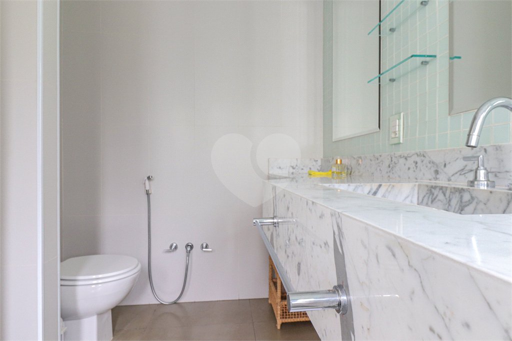 Apartamento à venda com 4 quartos, sendo 2 suítes, em Jardim Paulista, São Paulo, SP