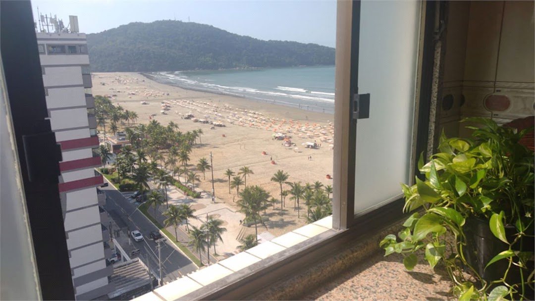 Apartamento Residencial à venda, Boqueirão, Praia Grande - AP0718.