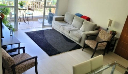 Casa à venda com 3 quartos, sendo 1 suíte,  no condomínio Terrara, São Paulo - SP