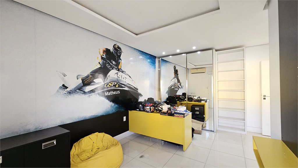 Casa à venda com 3 suítes no condomínio Golden Village., Rio de Janeiro - RJ