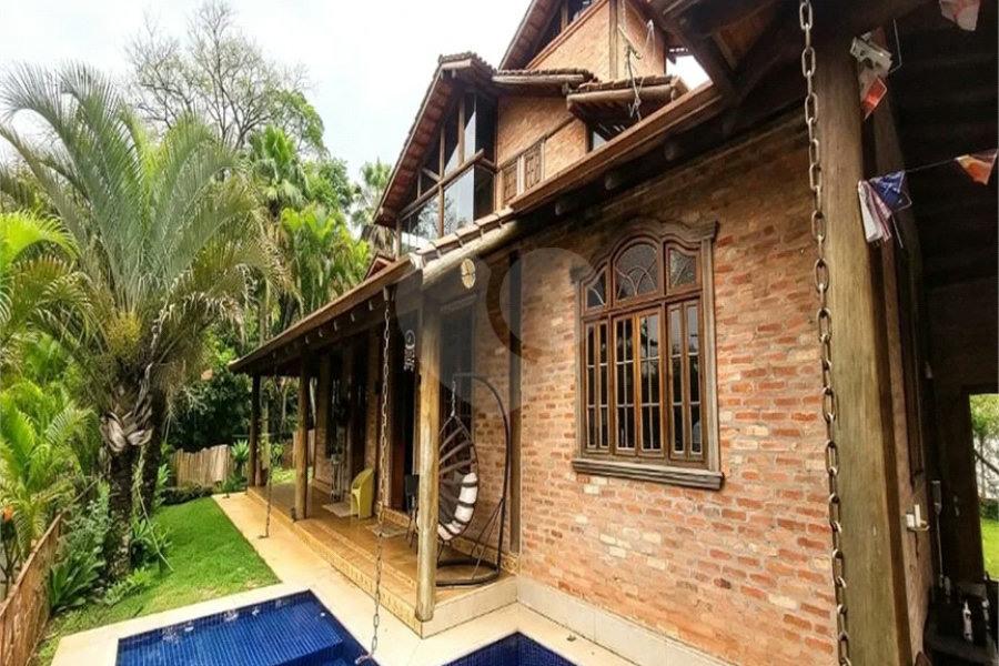 Casa à venda ou para alugar com 5 suítes no condomínio Cantareira, Mairiporã - SP