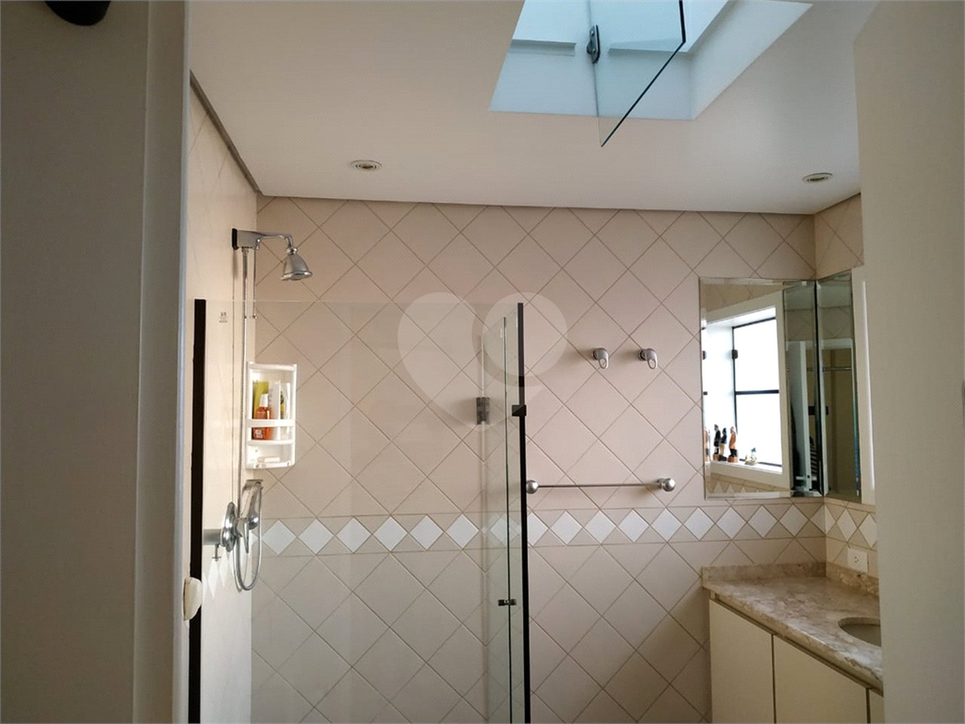 Casa à venda com 3 suítes em Interlagos, São Paulo, SP