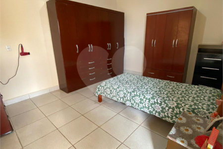 Sobrado à venda com 3 quartos em Jundiapeba, Mogi das Cruzes, SP