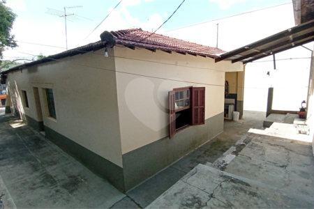 Casa à venda com 3 quartos em Vila Santana, Valinhos, SP