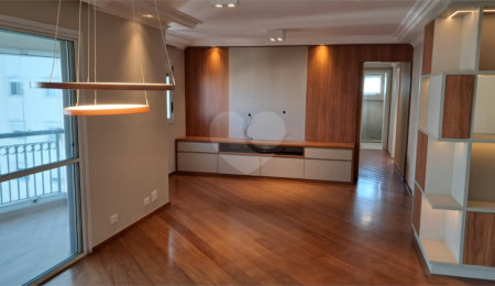 Apartamento para alugar com 3 quartos, sendo 1 suíte,  em Jardim Marajoara, São Paulo, SP
