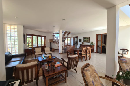 Casa à venda com 4 suítes no condomínio Santa Teresa, Itupeva - SP