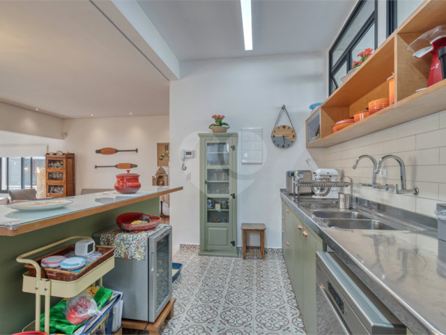 Casa à venda com 3 quartos, sendo 1 suíte,  em Granja Julieta, São Paulo, SP