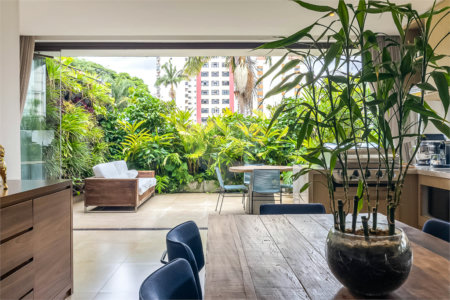 Casa de Vila à venda com 4 quartos, sendo 3 suítes, em Vila Nova Conceição, São Paulo, SP