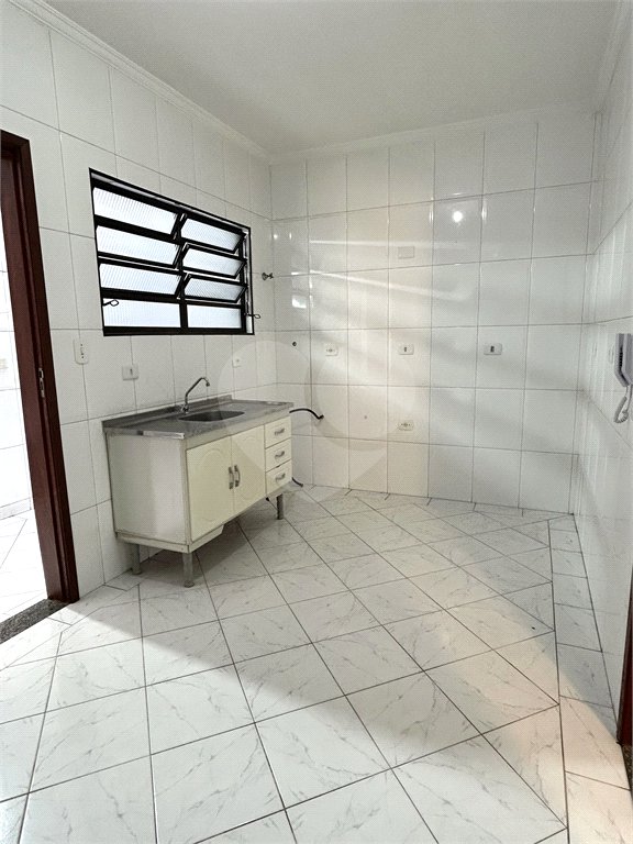 Casa para alugar com 2 quartos, sendo 1 suíte, no condomínio Terra Nostra III, São Paulo - SP