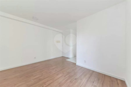 Apartamento com 41m² à venda na Saúde, 1 dormitório, 1 banheiro, 1 vaga, sacada, lazer