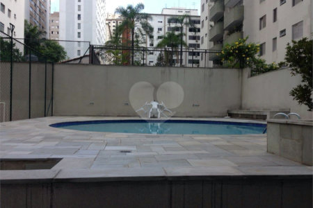 Apartamento à venda com 3 quartos, sendo 1 suíte, em Itaim Bibi, São Paulo, SP
