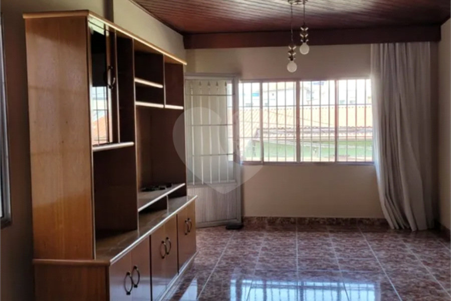 Casa Térrea à venda com 4 quartos, sendo 1 suíte, em Freguesia do Ó, São Paulo, SP