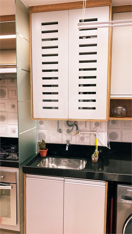 Apartamento à venda com 2 quartos em Vila Anastácio, São Paulo, SP