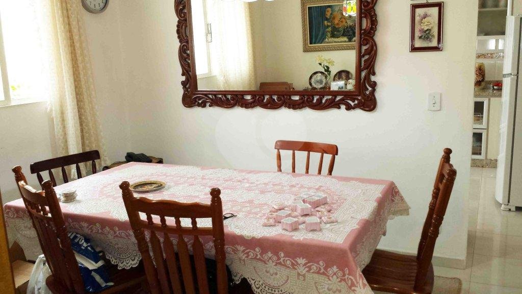 Sobrado à venda com 3 quartos, sendo 2 suítes, em Jardim Marajoara, São Paulo, SP