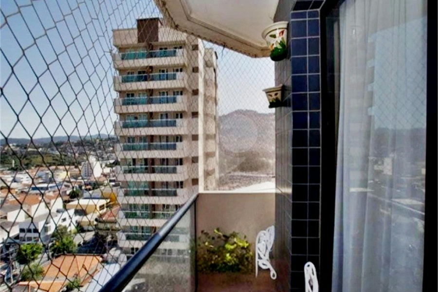 Apartamento à venda com 3 quartos, sendo 1 suíte, em Vila Galvão, Guarulhos, SP