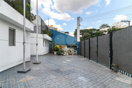 Prédio à venda em Vila Gomes, São Paulo, SP