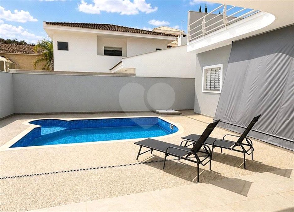 Casa à venda com 4 suítes no condomínio Tivoli, Sorocaba - SP