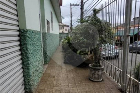 Sobrado à venda com 4 quartos em Saúde, São Paulo, SP