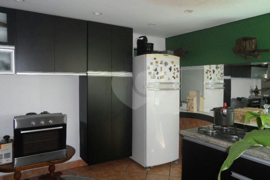 Sobrado à venda com 4 quartos, sendo 1 suíte, em Água Fria, São Paulo, SP