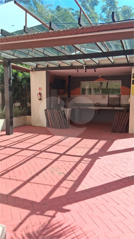 Apartamento à venda com 3 quartos, sendo 1 suíte, em Jardim Tupanci, Barueri, SP
