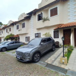 Casa à venda com 3 quartos, sendo 1 suíte, no condomínio Residencial Morada do Horto, São Paulo - SP