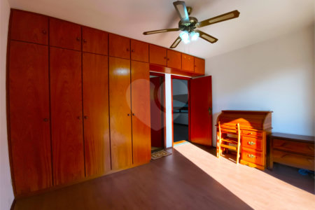 Casa à venda com 4 quartos, sendo 3 suítes,  no condomínio Village D'avignon, Sorocaba - SP