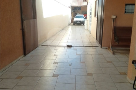 Casa Térrea à venda com 3 quartos, sendo 2 suítes, em Vila Maria Helena, Indaiatuba, SP