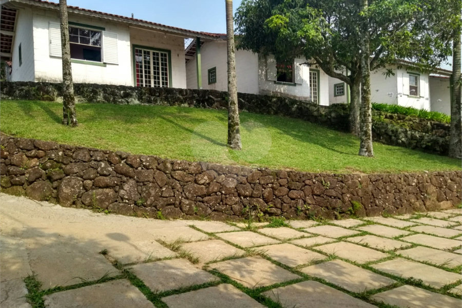 Chácara à venda com 4 quartos em Mato Dentro, Mairiporã, SP