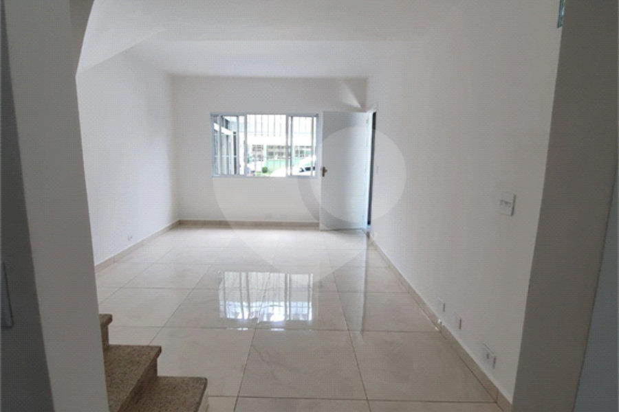 Sobrado à venda com 4 quartos em Santa Terezinha, São Paulo, SP