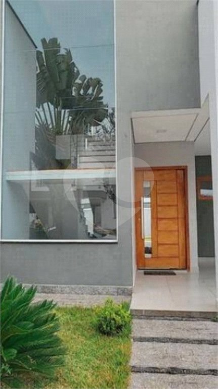 Casa à venda com 3 quartos, sendo 1 suíte, no condomínio Ibiti Royal Park, Sorocaba - SP