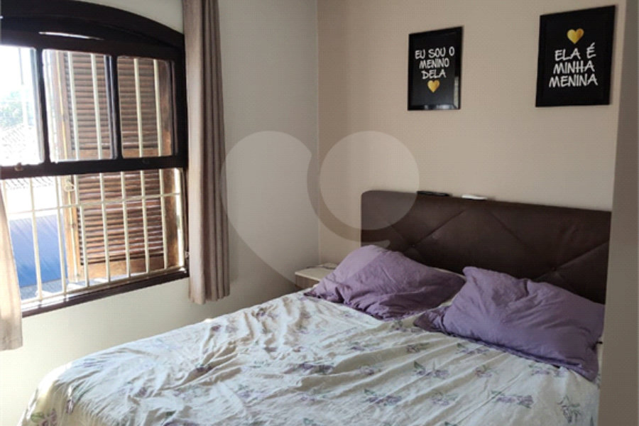Sobrado à venda com 3 quartos, sendo 1 suíte, em Tremembé, São Paulo, SP