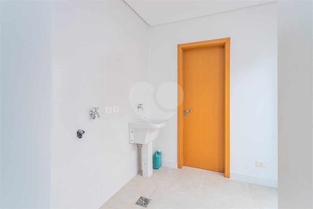 Casa à venda com 4 suítes no condomínio Villagio Quadrifolio, São Paulo - SP
