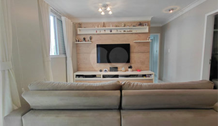 Apartamento à venda com 2 quartos, sendo 1 suíte,  em Vila Romana, São Paulo, SP