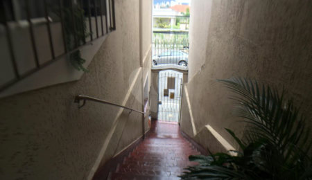 Sobrado à venda com 3 quartos em Parada Inglesa, São Paulo, SP