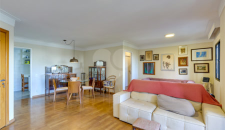Apartamento à venda com 3 quartos, sendo 1 suíte,  em Alto da Boa Vista, São Paulo, SP