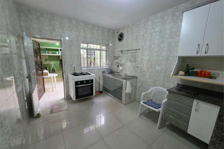 Sobrado à venda com 3 quartos em Rio Pequeno, São Paulo, SP