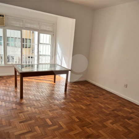 Apartamento à venda com 2 quartos, sendo 1 suíte, em Lagoa, Rio de Janeiro, RJ