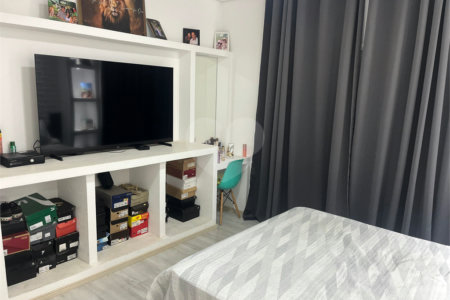 Casa à venda com 3 quartos, sendo 1 suíte, no condomínio Village Ipanema 2, Araçoiaba da Serra - SP