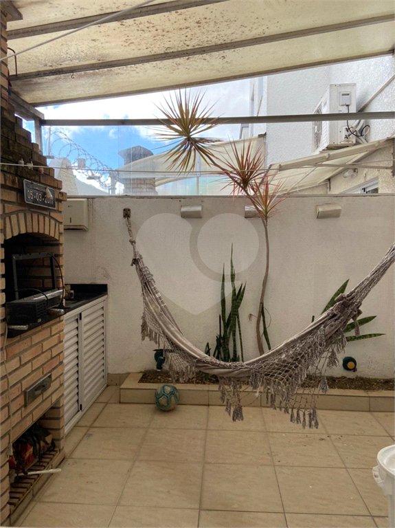 Casa à venda com 3 quartos, sendo 1 suíte, no condomínio Villaggio Portobello, São Paulo - SP