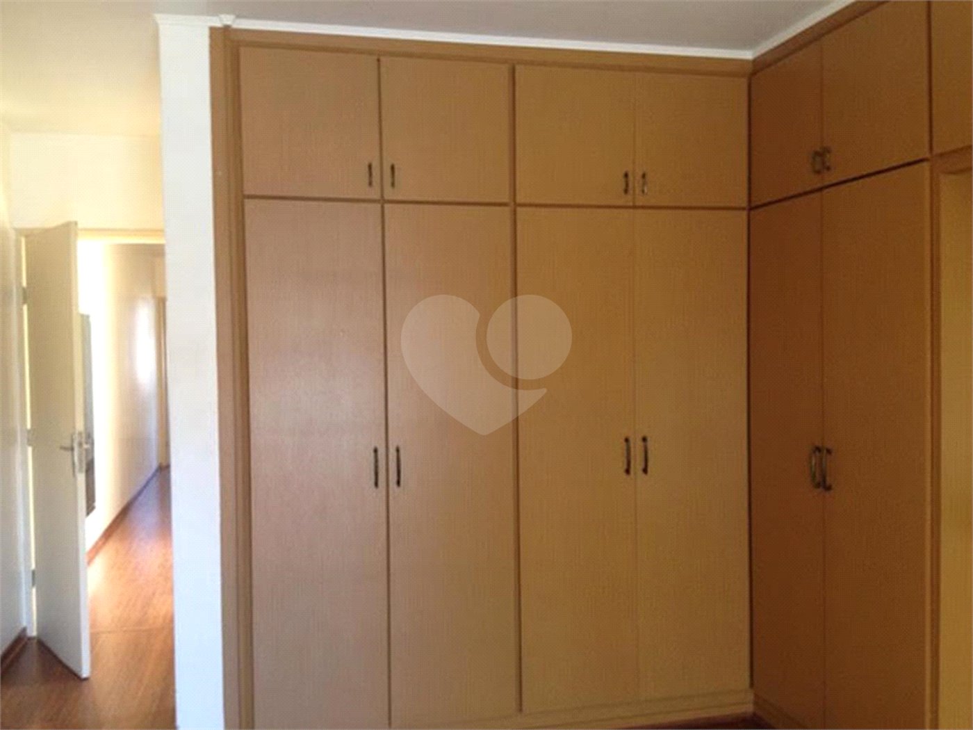Sobrado à venda com 4 quartos, sendo 2 suítes,  em Jardim Bonfiglioli, São Paulo, SP
