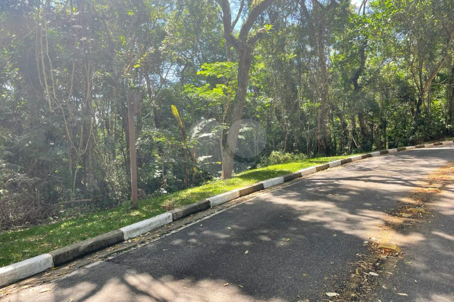Terreno à venda no condomínio Cantareira, Mairiporã - SP