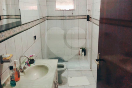 Casa à venda com 6 quartos, sendo 1 suíte,  em Mogi Moderno, Mogi das Cruzes, SP
