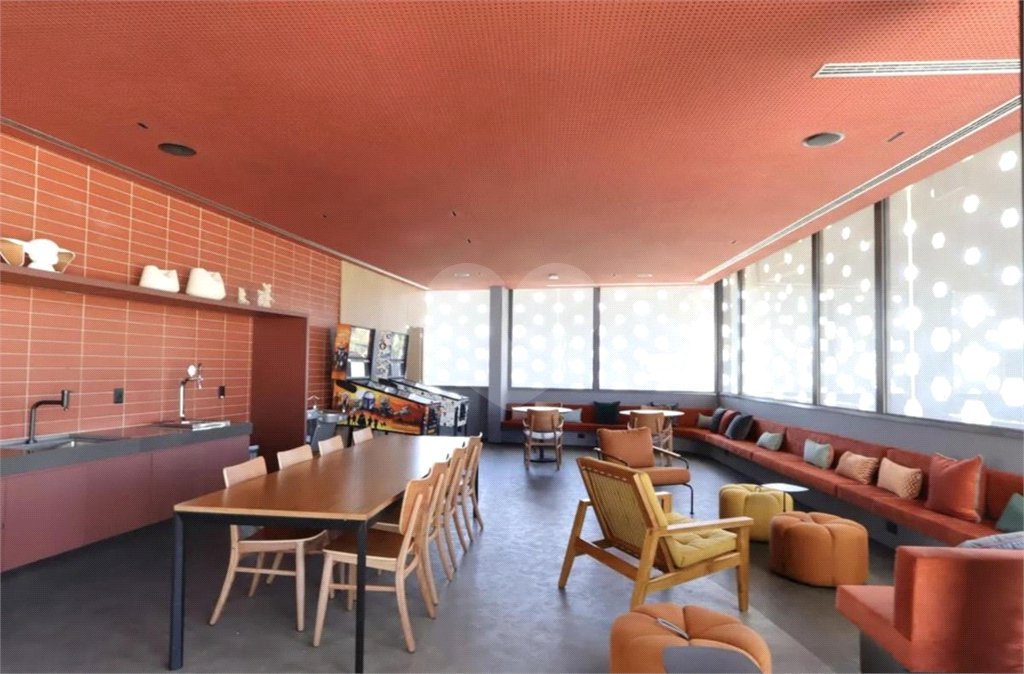 Apartamento à venda com 4 suítes em Vila Cordeiro, São Paulo, SP