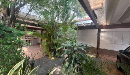 Casa à venda com 7 quartos em Imirim, São Paulo, SP