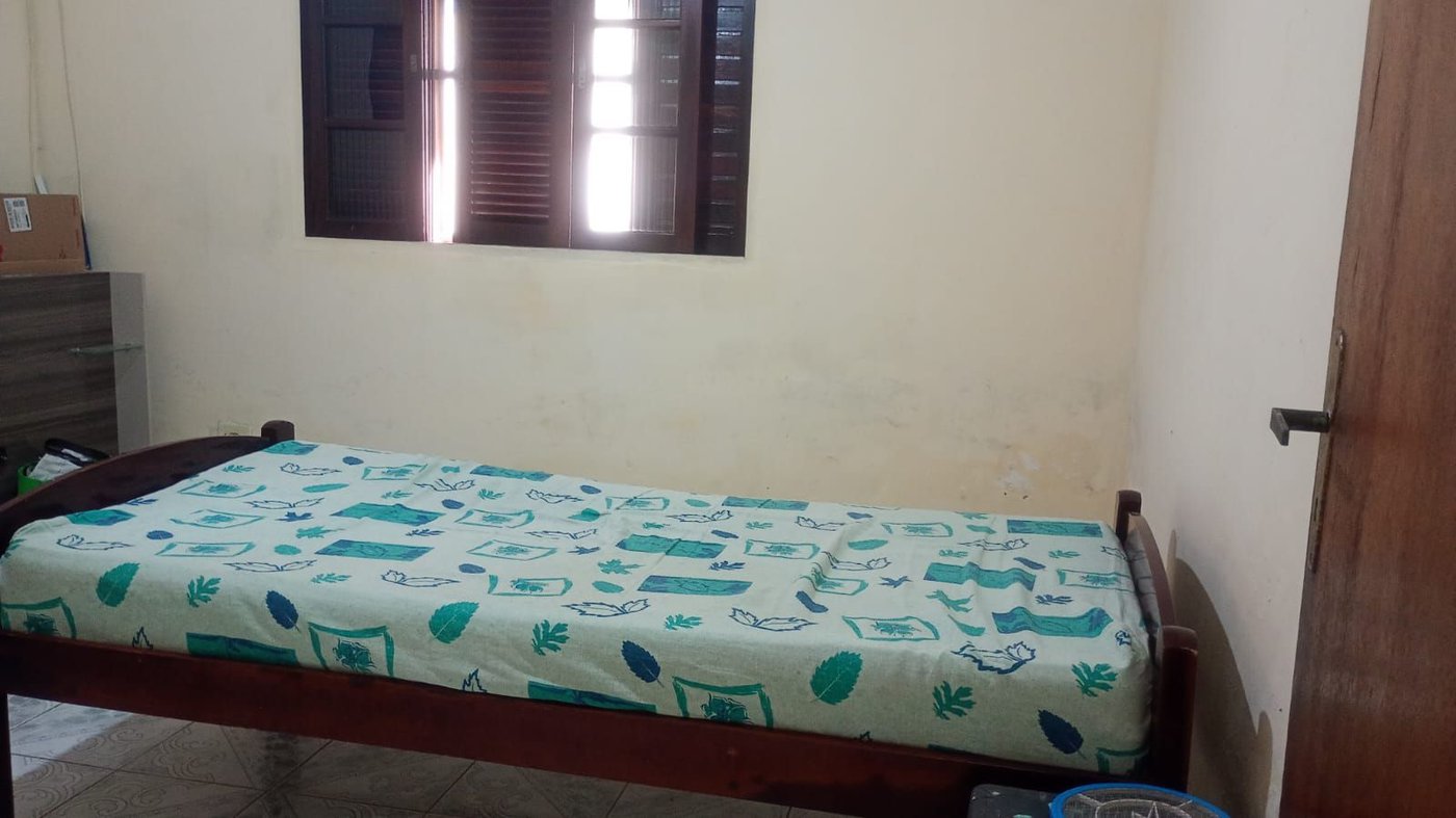 Casa com 3 dormitórios à venda, 140 m² por R$ 425.000,00 - Parque Bitaru - São Vicente/SP