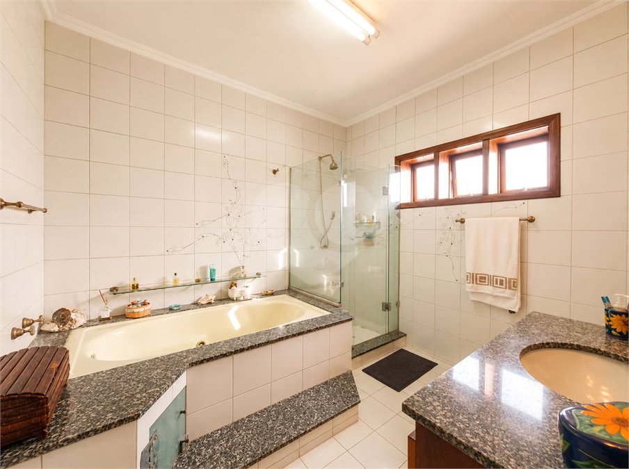 Casa à venda ou para alugar com 4 quartos, sendo 3 suítes, no Centro, Itapetininga, SP