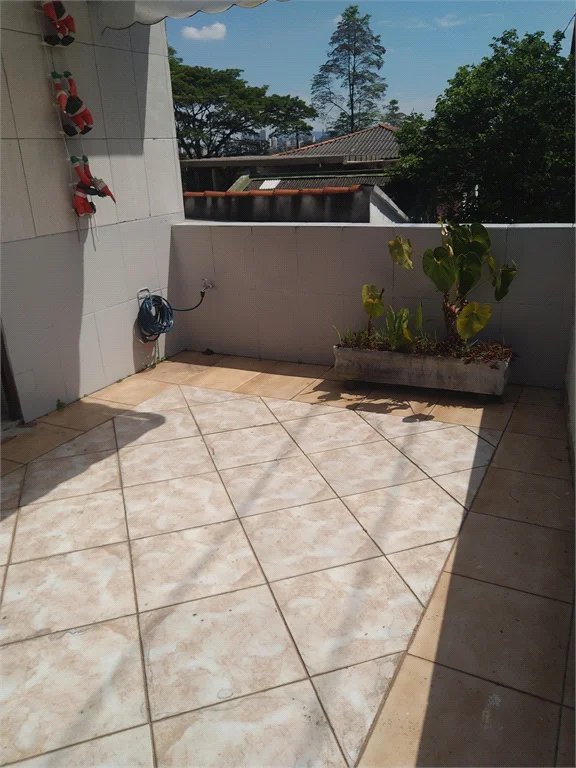 Casa à venda com 4 quartos, sendo 1 suíte, em Vila Pirajussara, São Paulo, SP